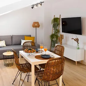 Holidays2malaga Trinidad Renovated 1 Bedroom Penthouse Close To Center , Málaga Spanje